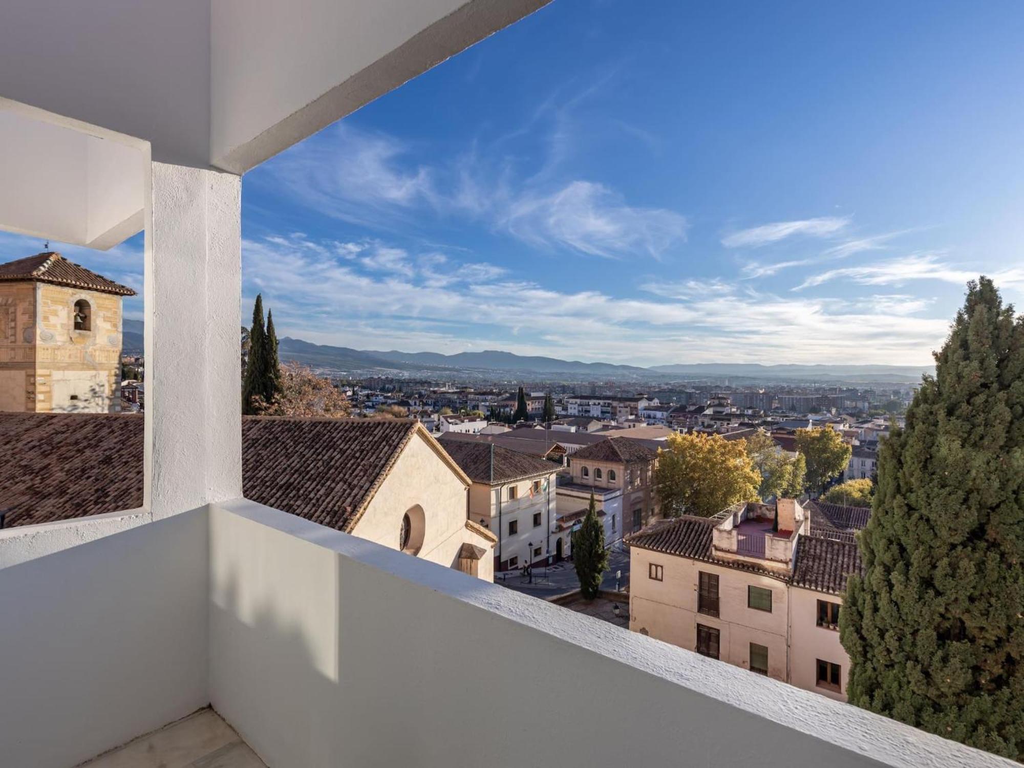 My White Wall Realejo Apartment Granada Luaran gambar